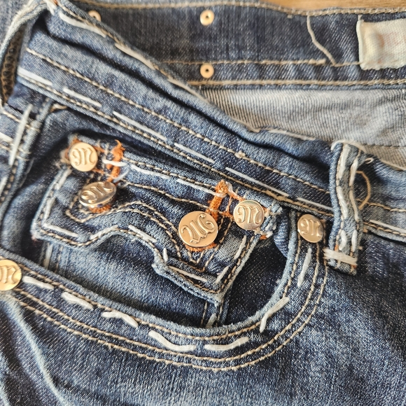 Miss Me Women's Jeans, Size 5/6, Low Rise, Boot Cut, Stretch Thick Stitch - Picture 9 of 10